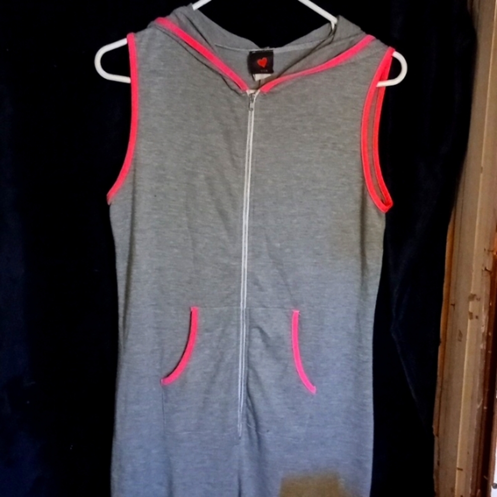 Sweat jumpsuit gray with hot pink piping size L